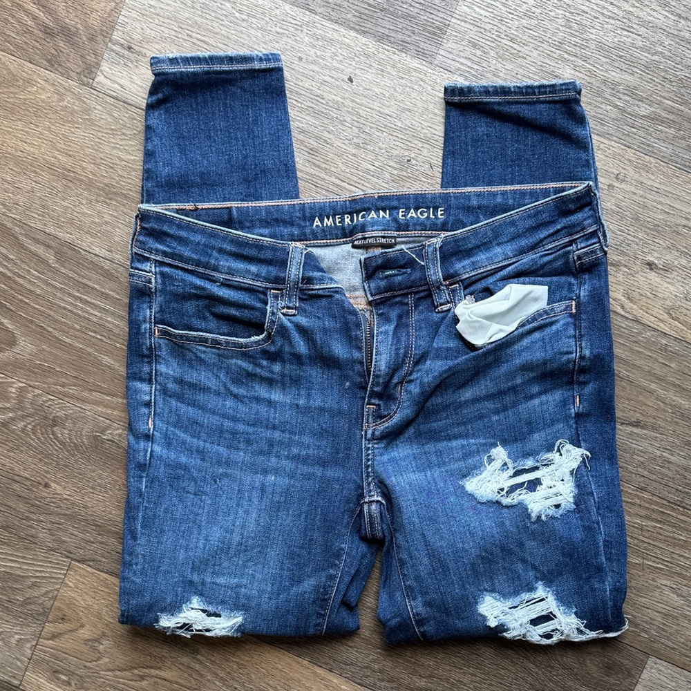 American Eagle Outfitters Women's Distressed Blue Skinny Jeans